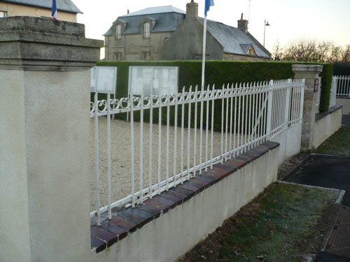 clôture endommagé 1